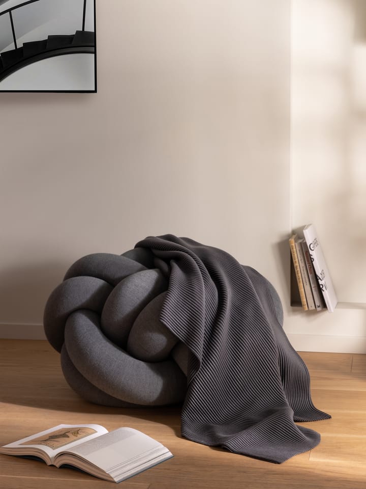 Pleece pledd 140 x 170 cm, Mørkegrå Design House Stockholm