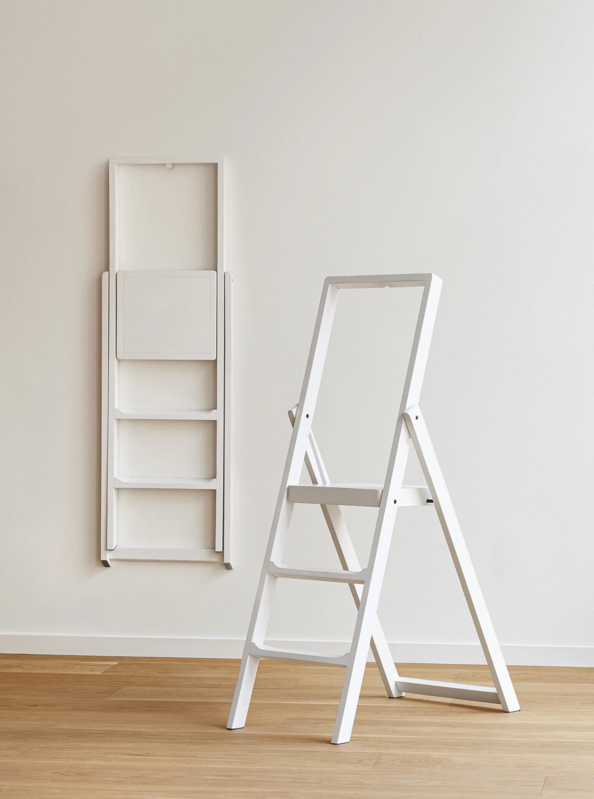 Step Gardintrapp, Hvitbeiset Design House Stockholm