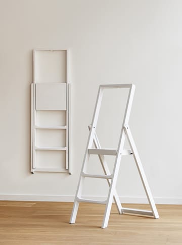 Step Gardintrapp - Hvitlakkert - Design House Stockholm