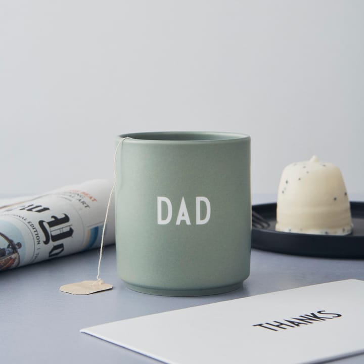 Design Letters favorittkopp 25 cl, Dad/Love-green Design Letters