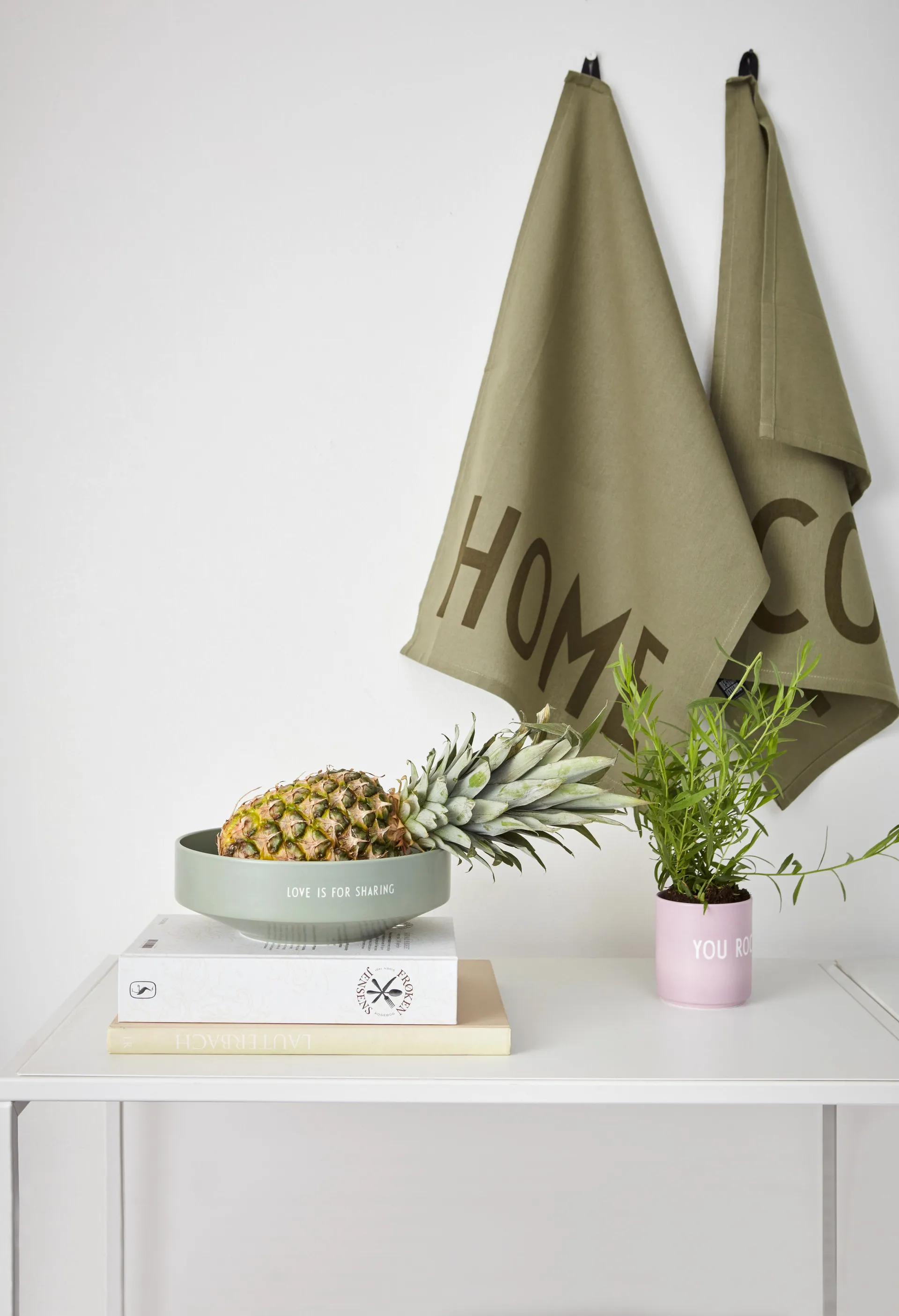 Design Letters favorittskål medium Ø 17,5 cm, Green Design Letters