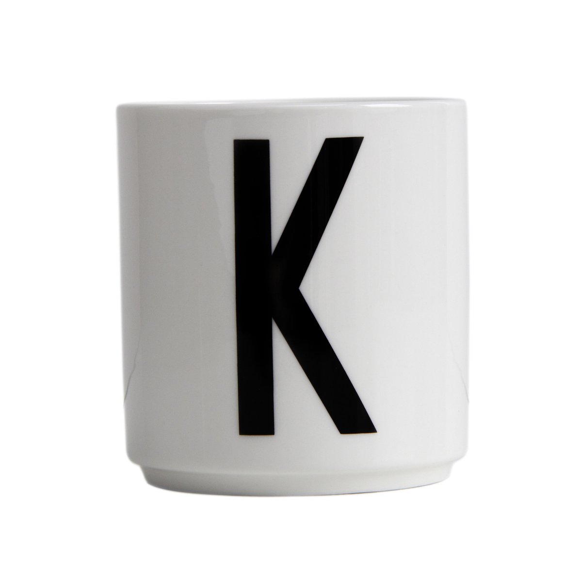 Design Letters kopp K | Skandinavisk Design | Kaffekopper | Svart