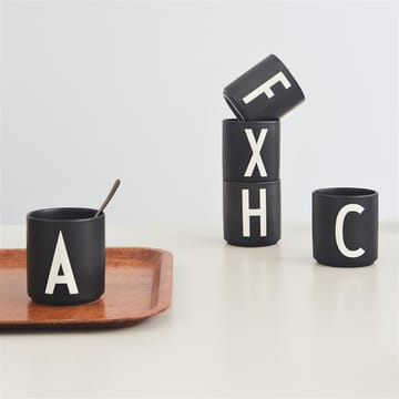 Design Letters kopp svart - H - Design Letters