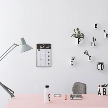 Design Letters Månedskalender - Black - Design Letters