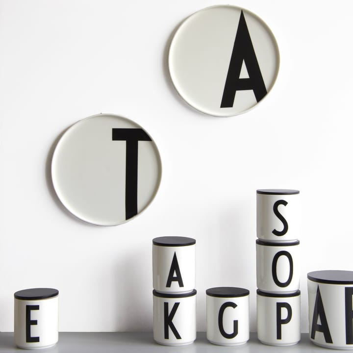 Design Letters tallerken - D - Design Letters