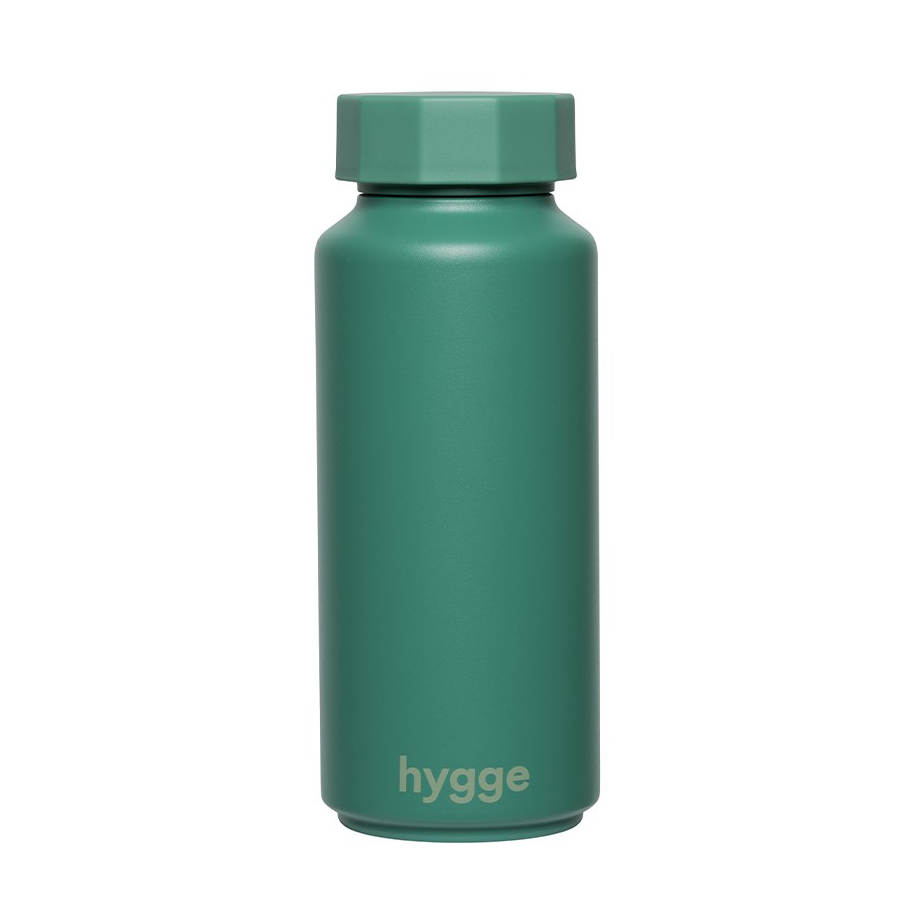 Design Letters termoflaske Hygge-mørkgrønn | Skandinavisk Design | Vannflasker | Grønn
