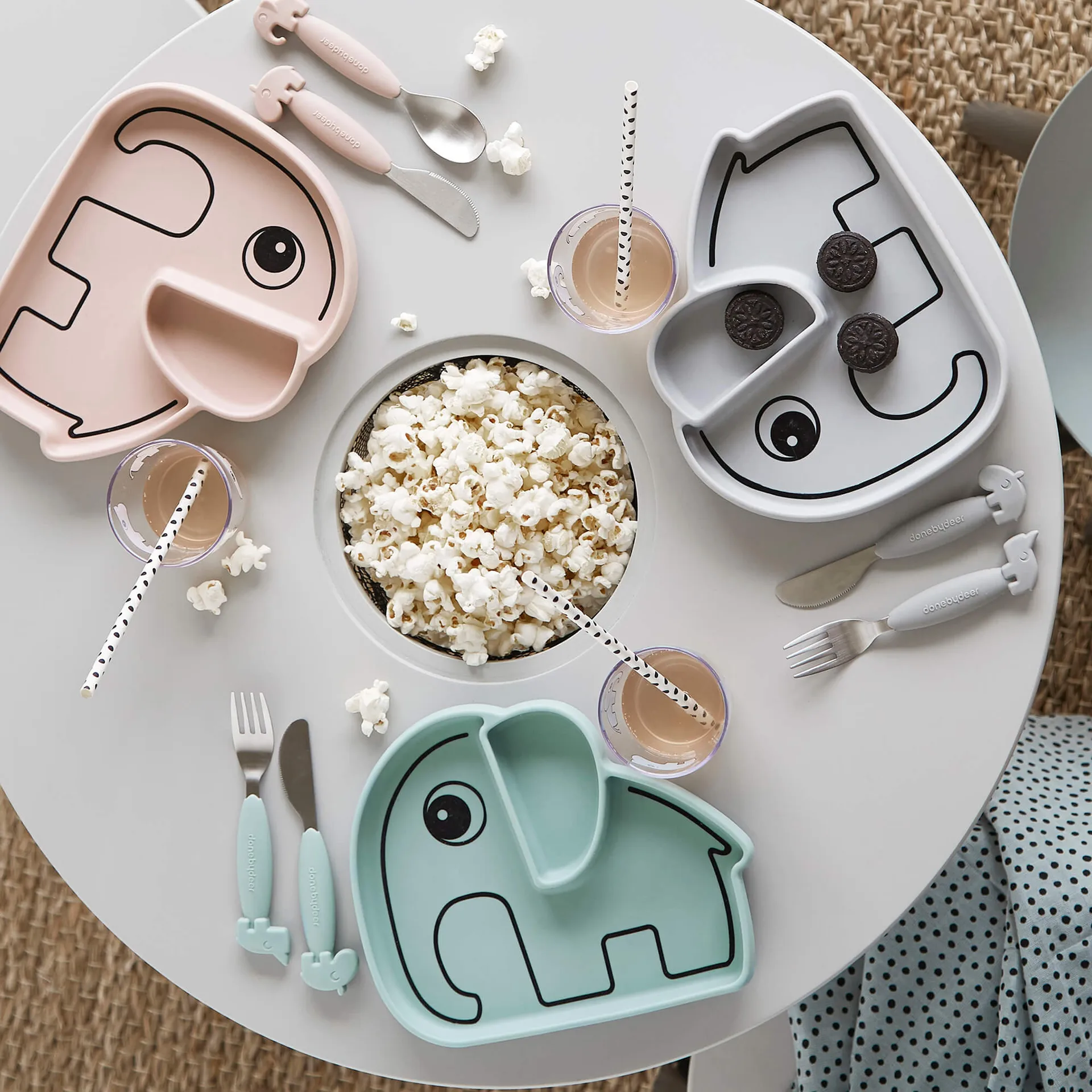 Elphee Stick&Stay barnetallerken 17x20 cm, Blue Done by deer