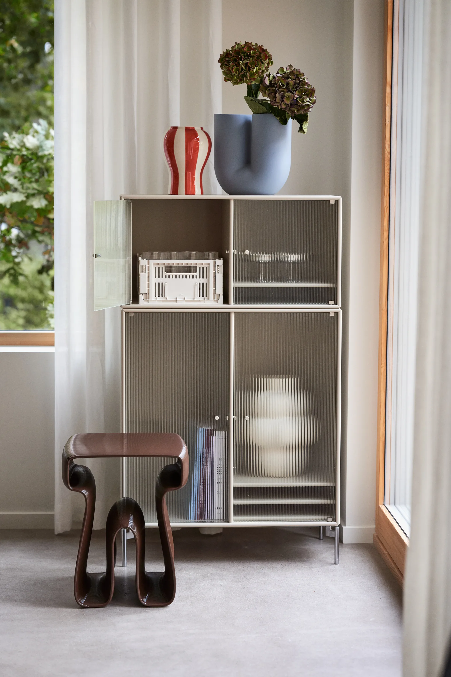 Octopus sidebord 38x40 cm, Chocolate Ekbacken Studios