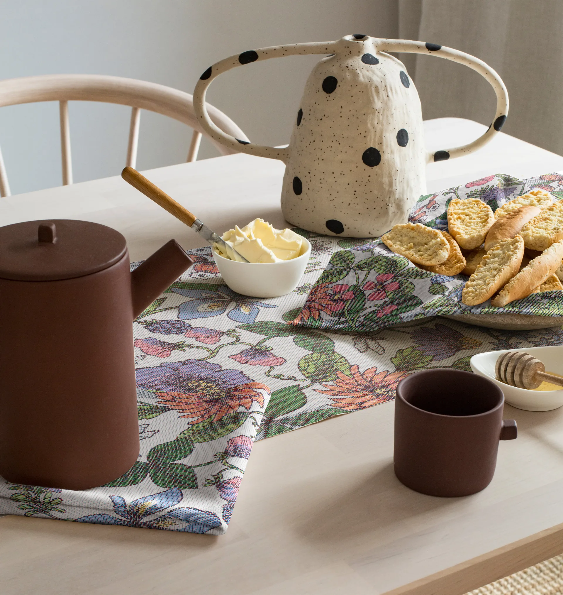 Flora løper, 35 x 80 cm Ekelund Linneväveri