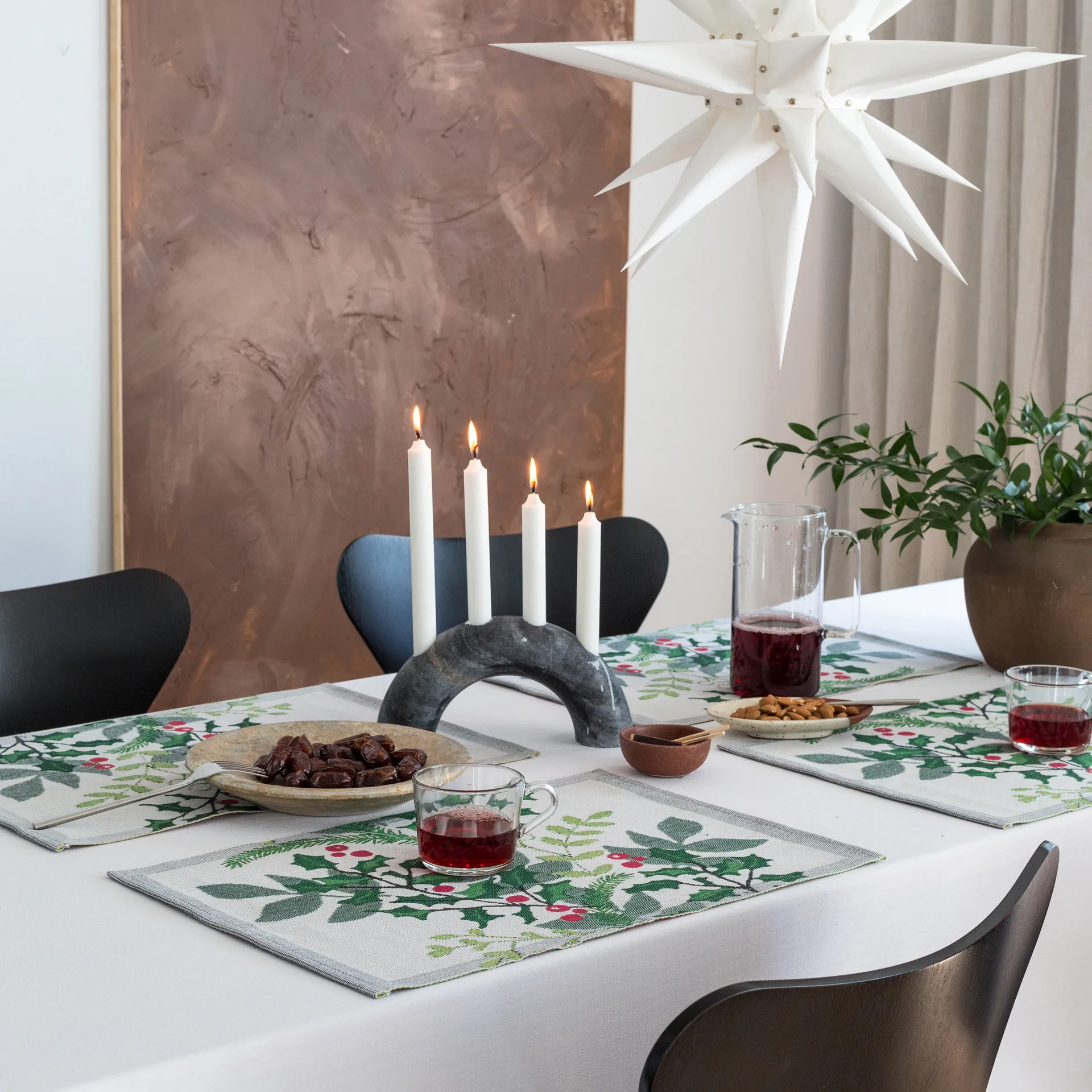 Julia spisebrikke 35x48 cm, Hvit-grønn Ekelund Linneväveri