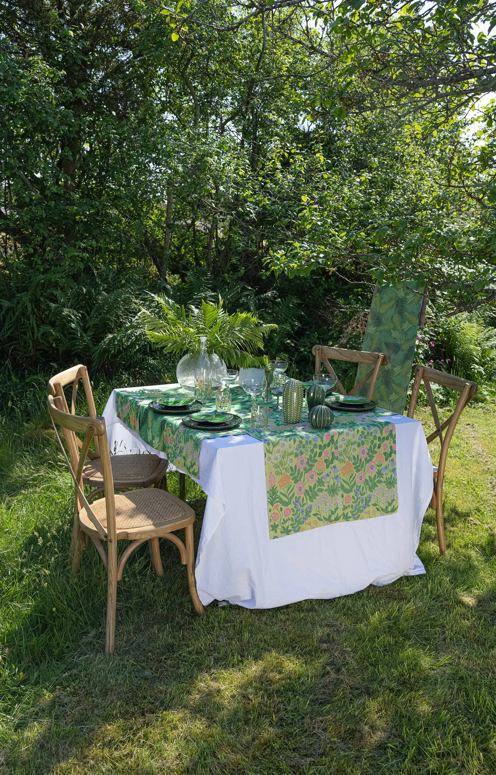 Vildblomster kjøkkenhåndkle 35x50 cm, Grønn Ekelund Linneväveri