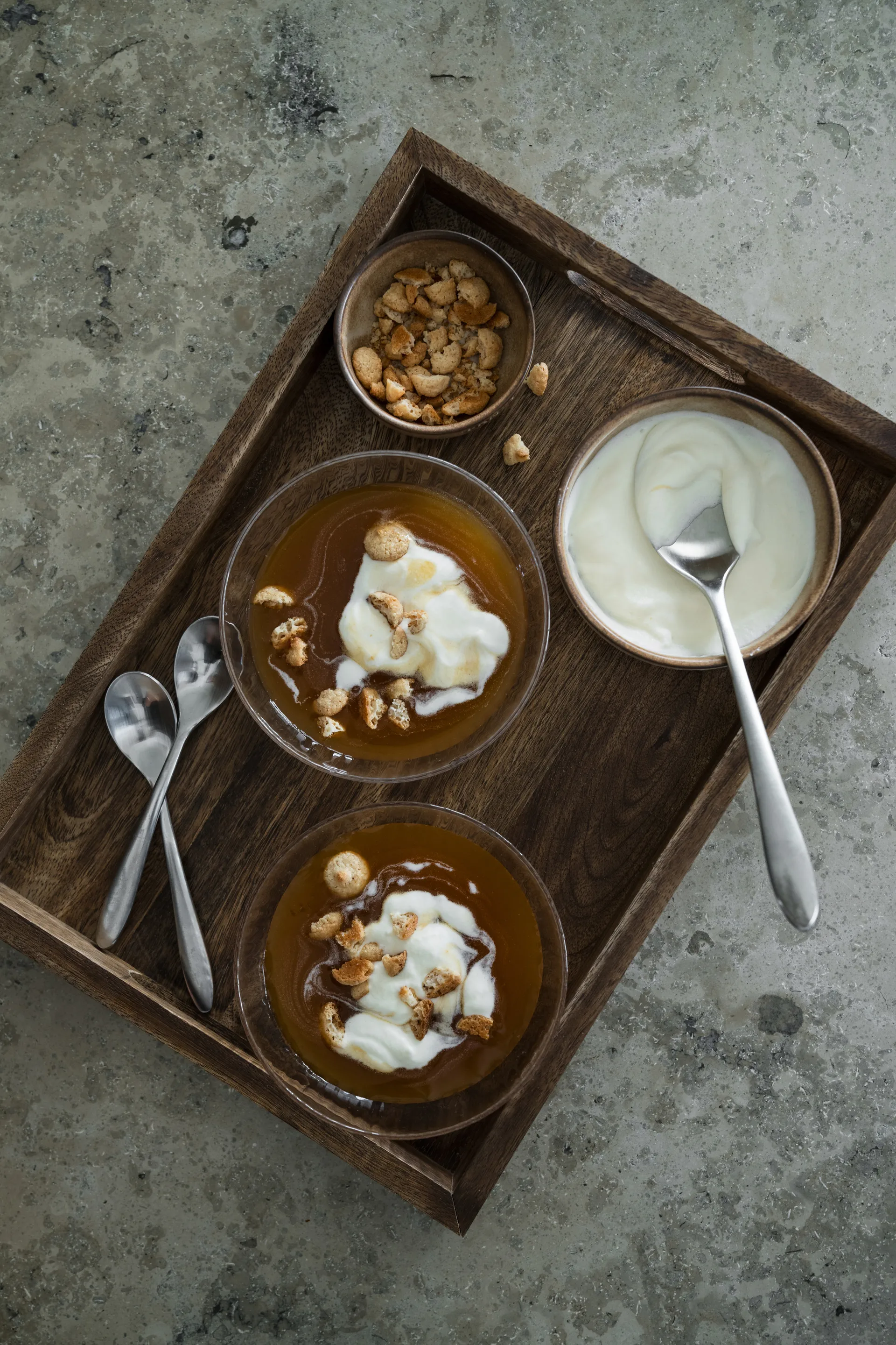 Ernst serveringsbrett 25x36 cm, Mørkebrun ERNST