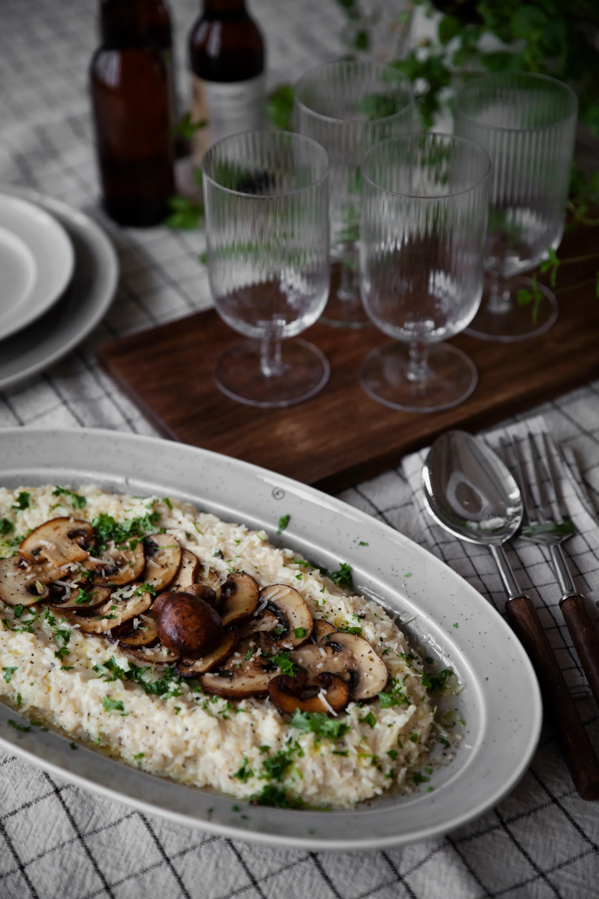 Ernst serveringsfat ovalt 18 x 30 cm, Vanilje ERNST