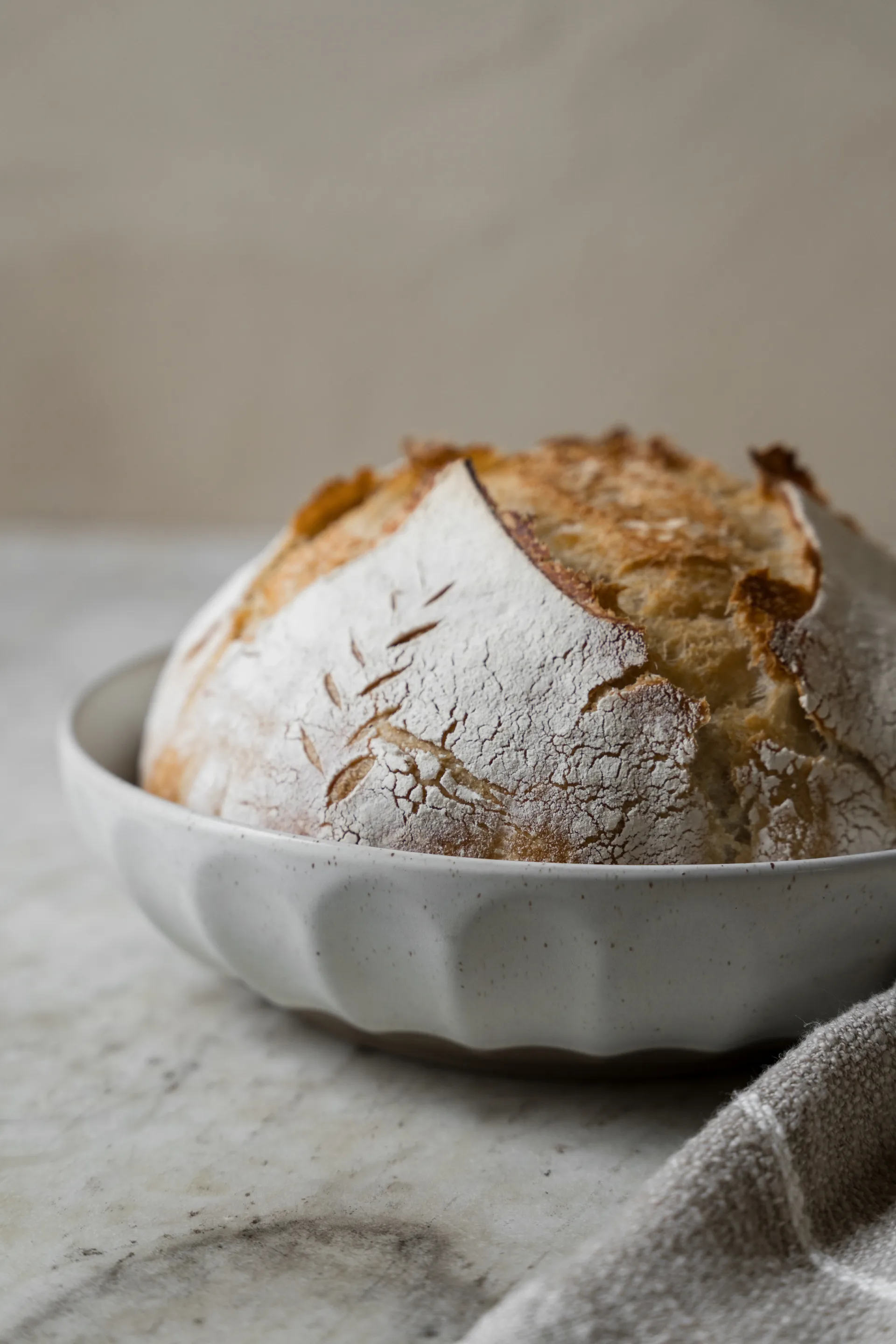 Ernst skål i steingods, Hvit-natur, Ø24 cm ERNST