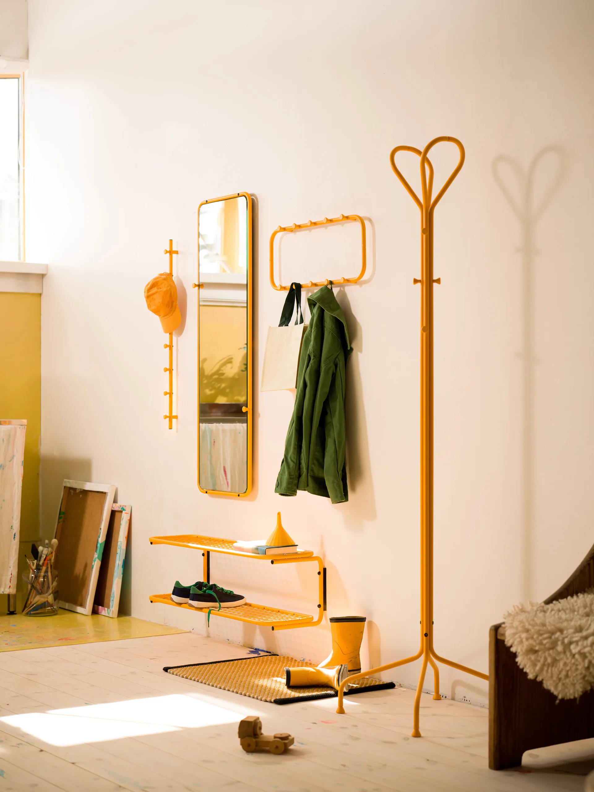 Classic knaggrekke 100 cm, Sun yellow Essem Design