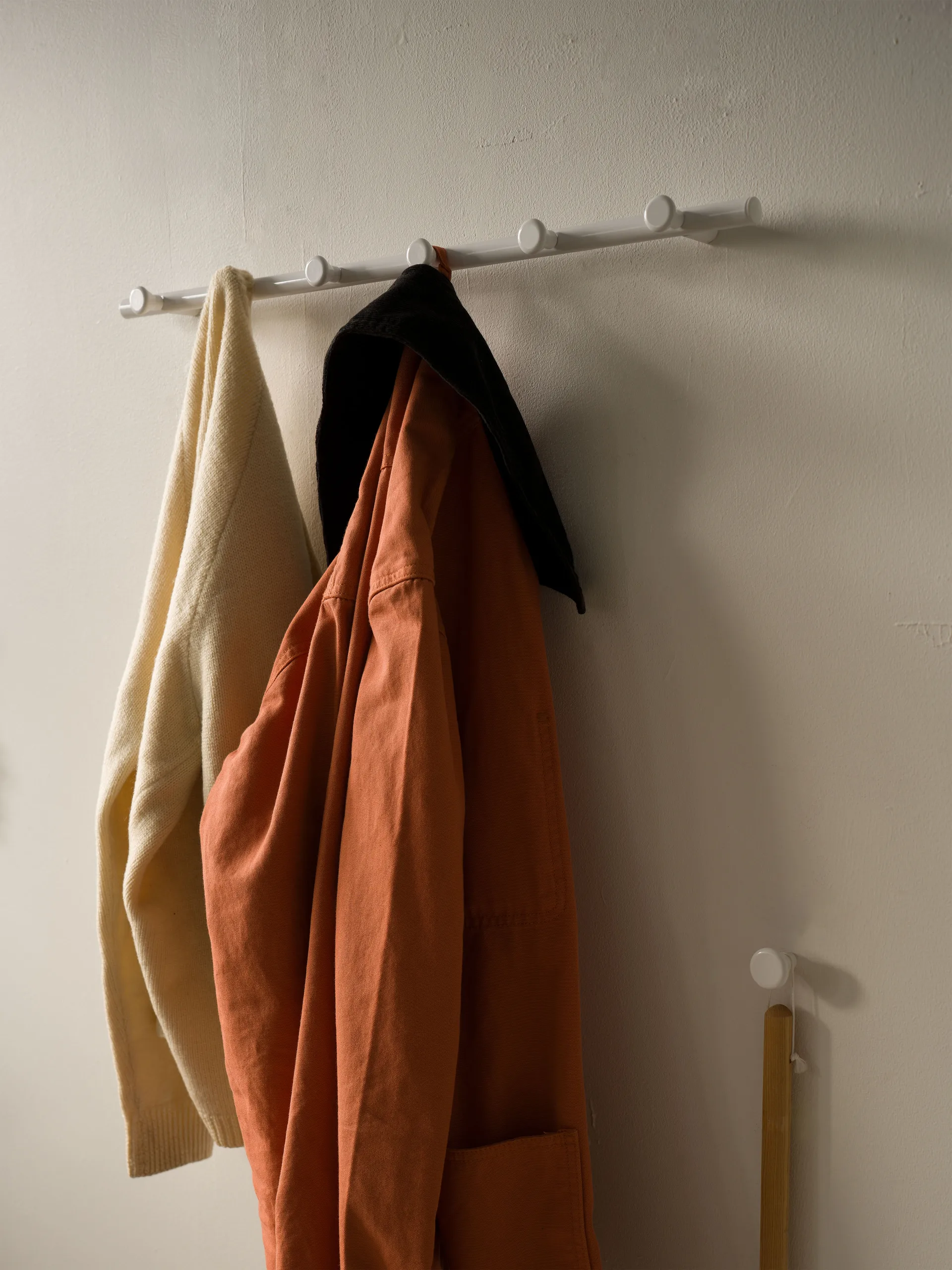 Classic knaggrekke 60 cm, Hvit Essem Design