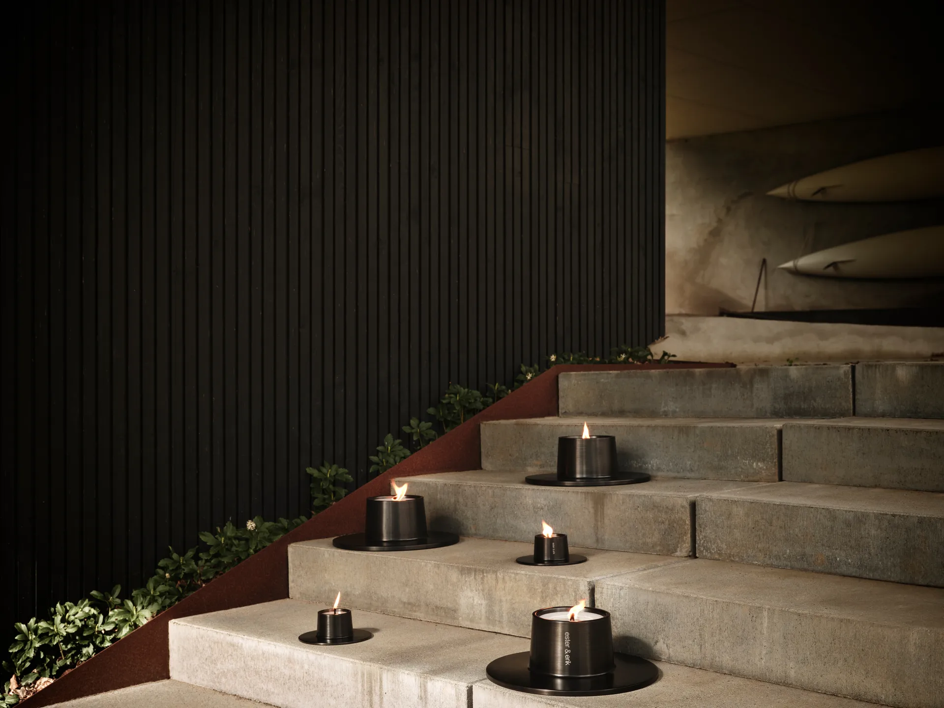 ester & erik utendørs lysestake large 32,3 cm, Black ester & erik