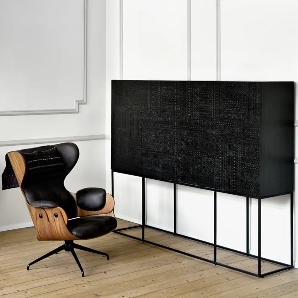 Ancestors Tabwa skap, Teak 3 dører, 2 skuffer 126 x 180 Ethnicraft