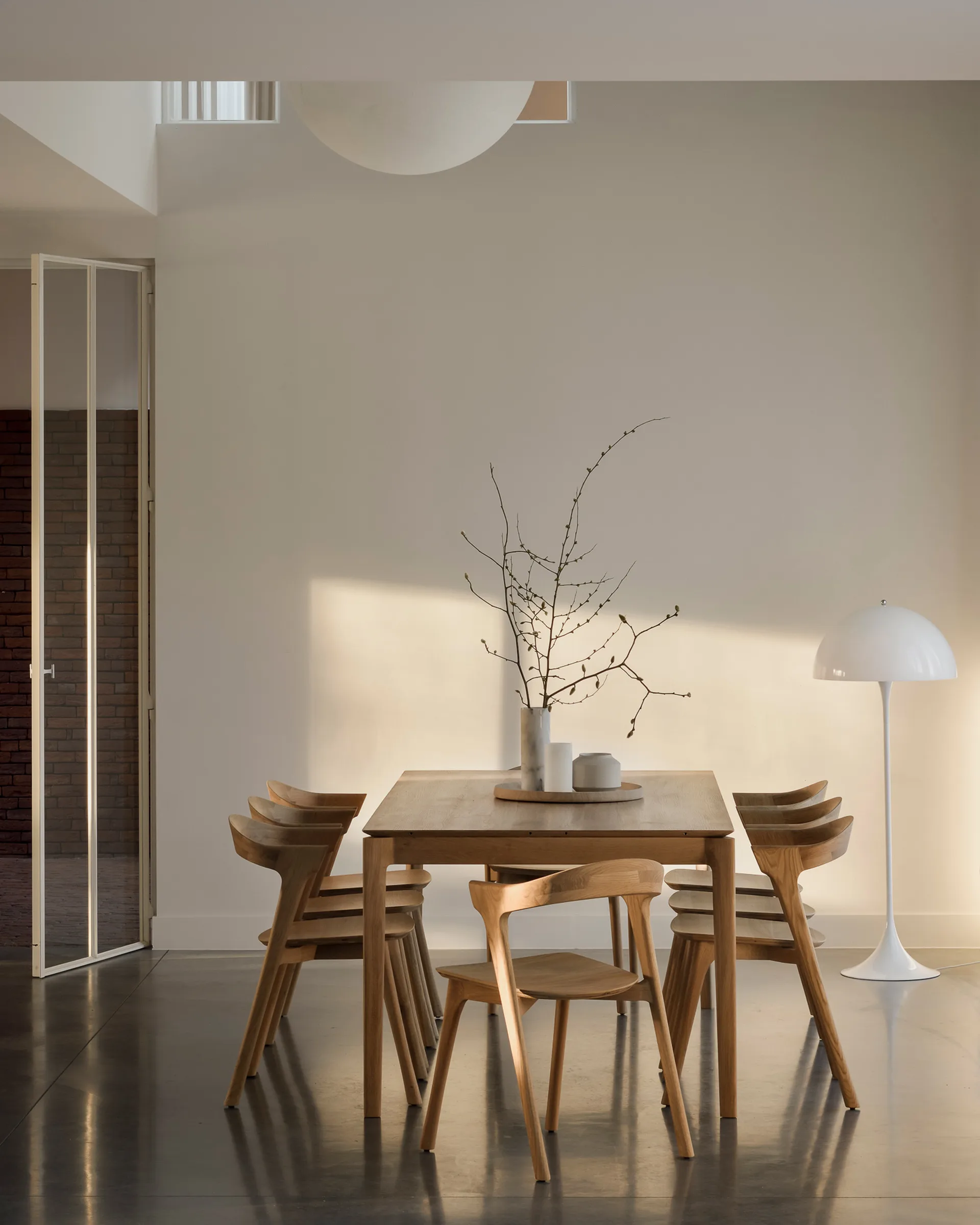 Bok spisebord 200/300 x 100 x 76 cm, Hardvoksoljet eik Ethnicraft