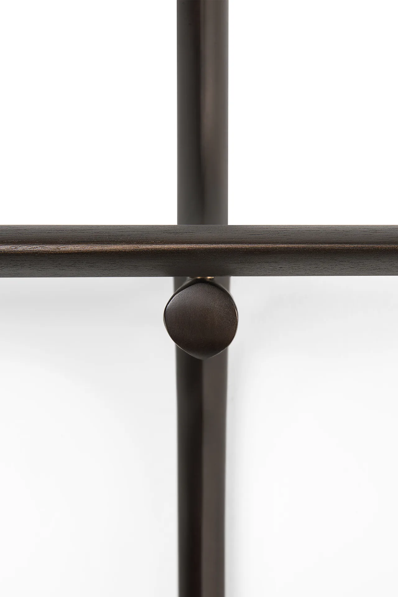 PI Vegghylle, Lakkert mahogni – 2 hylleplater Ethnicraft