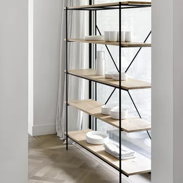 Rise hylle - Oak wax oil-Black Metal 165 cm - Ethnicraft