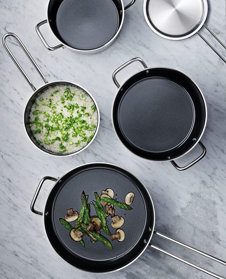 Eva Trio Stainless Steel Slip-Let keramisk gryte, 4,8 l Eva Solo