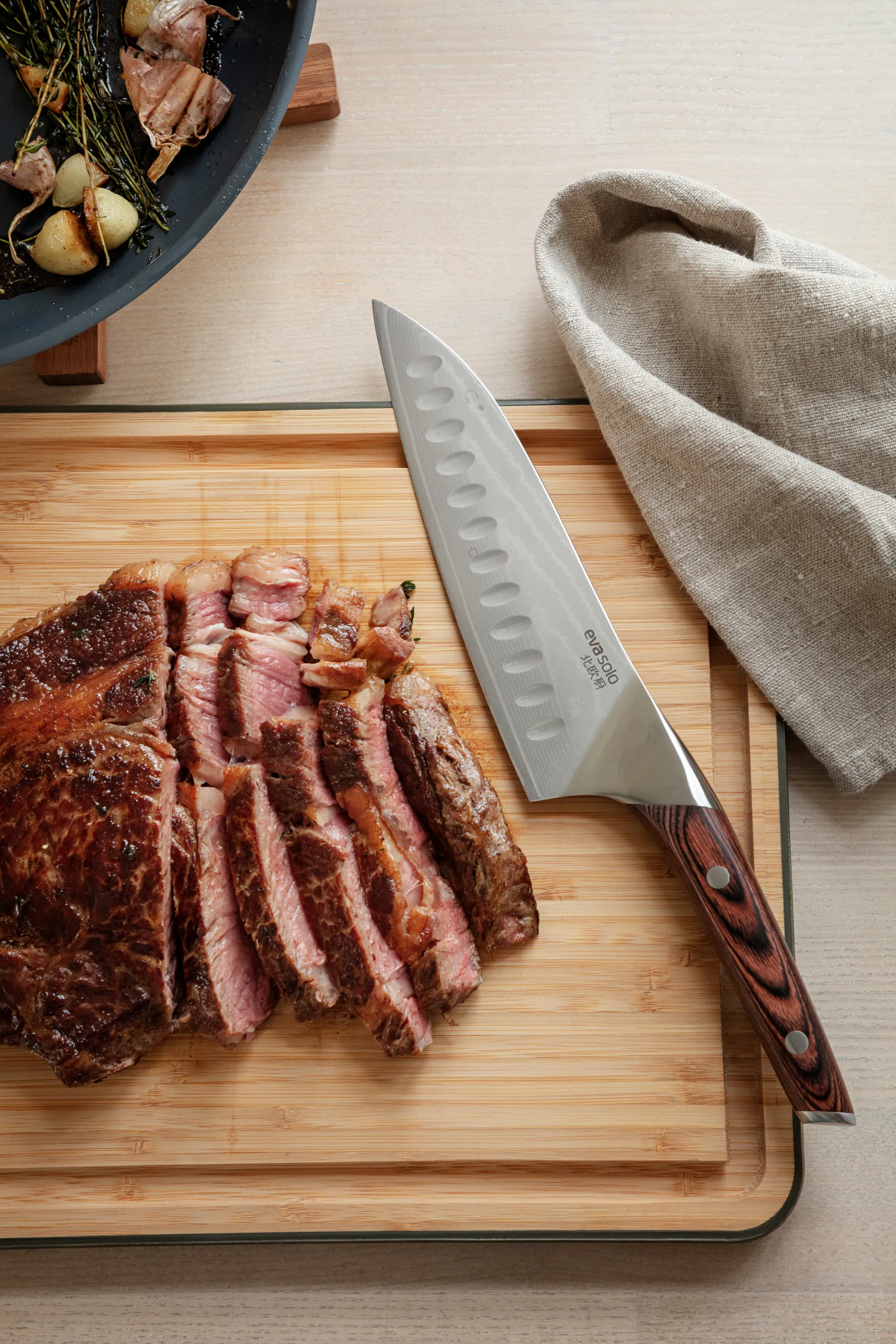 Nordic Kitchen santokukniv 18 cm, Damaskusstål Eva Solo