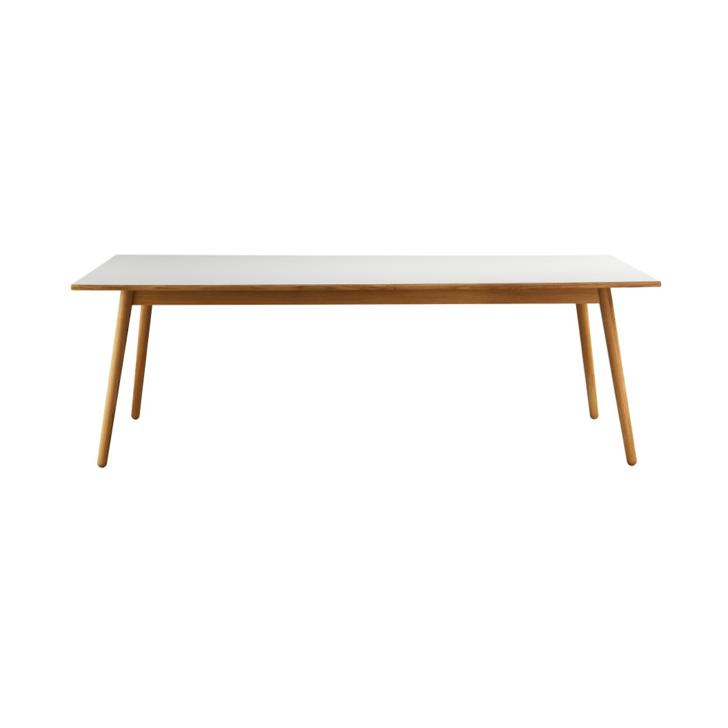 Bilde av FDB Møbler C35C spisebord 95x220 cm Light grey-oak nature lacquered