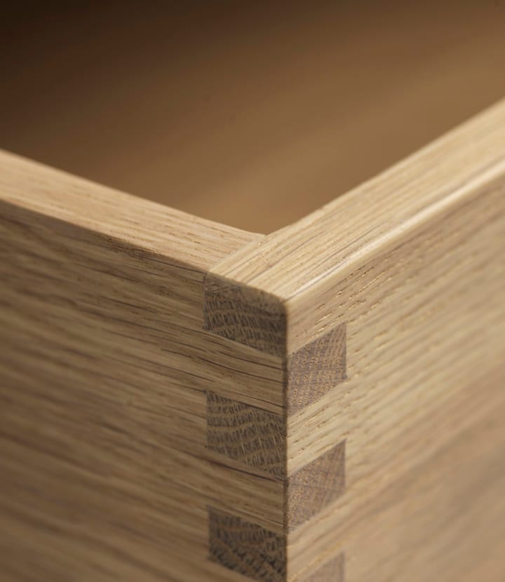 F24 Radius benk, Oak nature lacquered-45x145 cm FDB Møbler