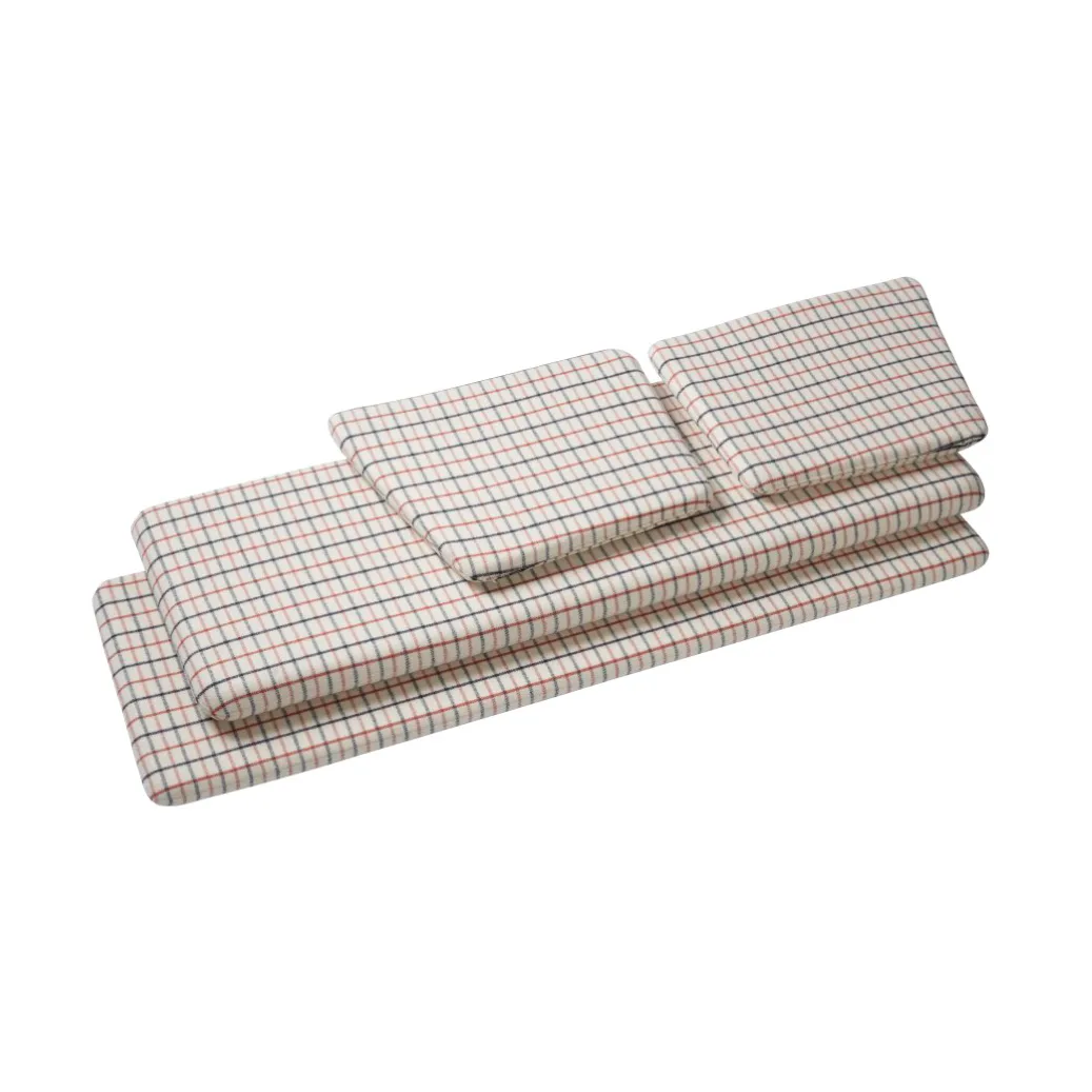 J149 sittepute, Red diced FDB Møbler