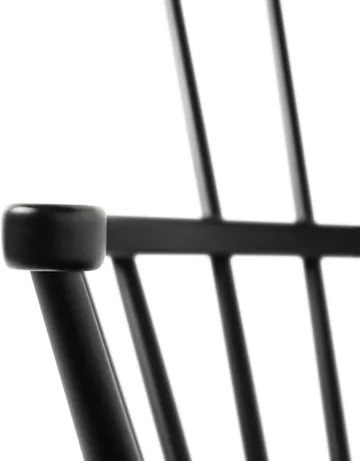 J52G gyngestol - Beech Ral 9005 - FDB Møbler