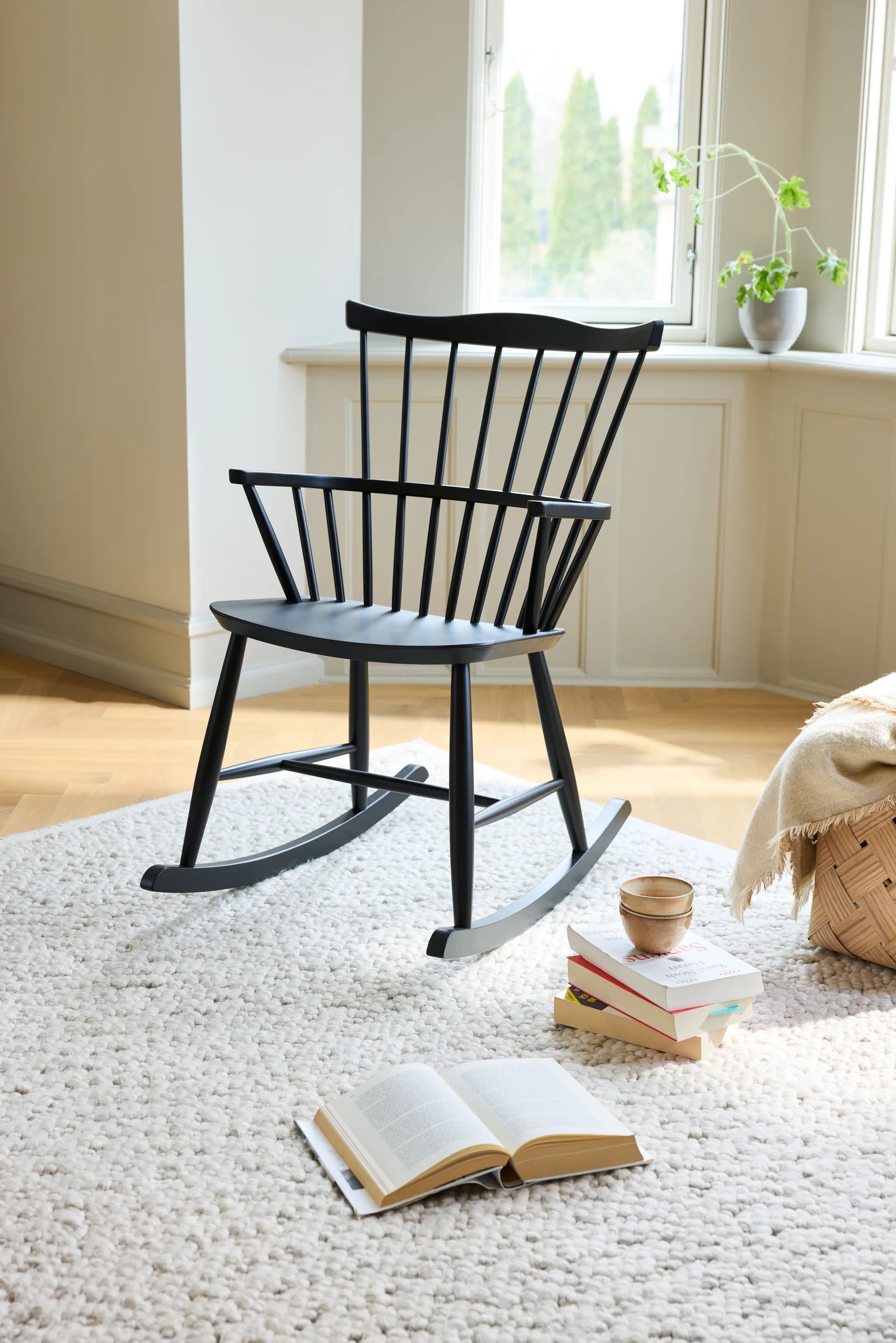 J52G gyngestol, Beech Ral 9005 FDB Møbler