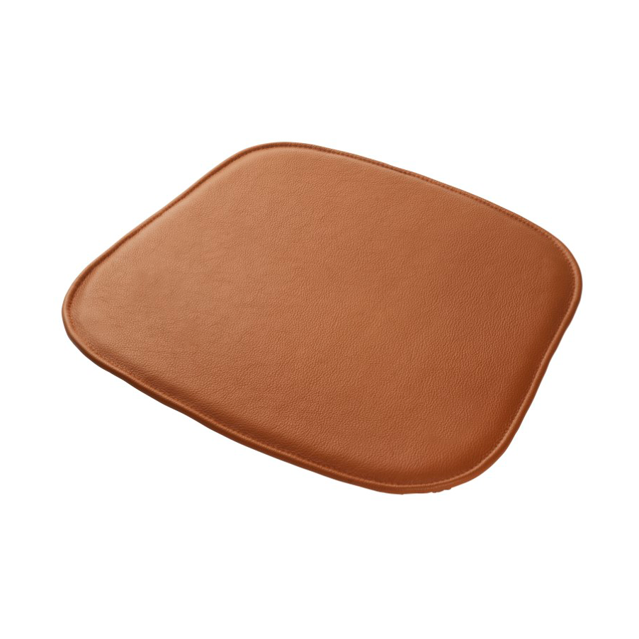 FDB Mbler R5 Nje J67 sittepute Cognac leather | Skandinavisk Design | Stolputer | Brun