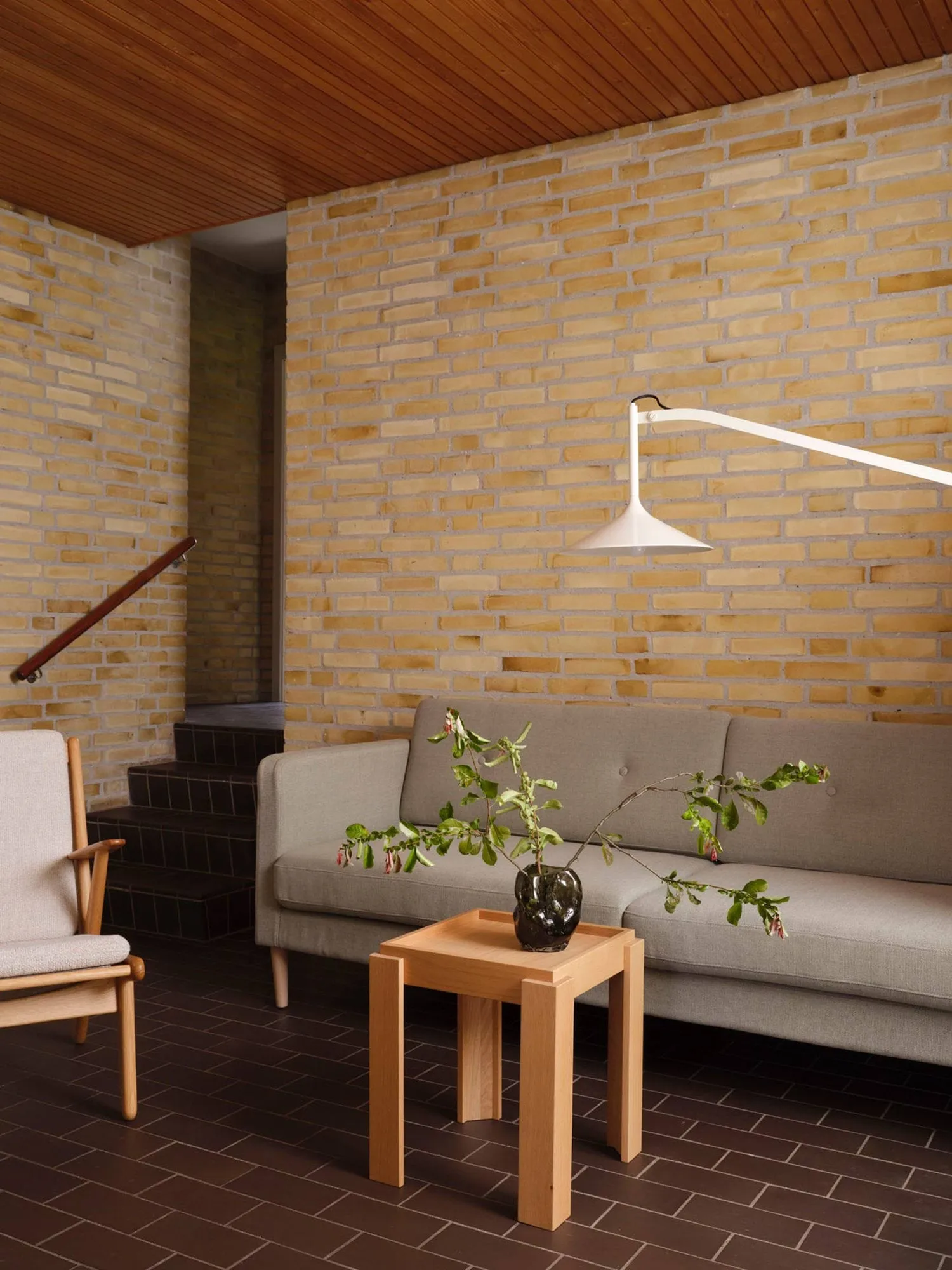 U17 Hasle vegglampe, Oyster white, 134 cm FDB Møbler