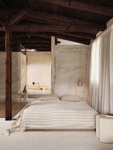 Aires sengeteppe 240x250 cm - Undyed - Ferm Living