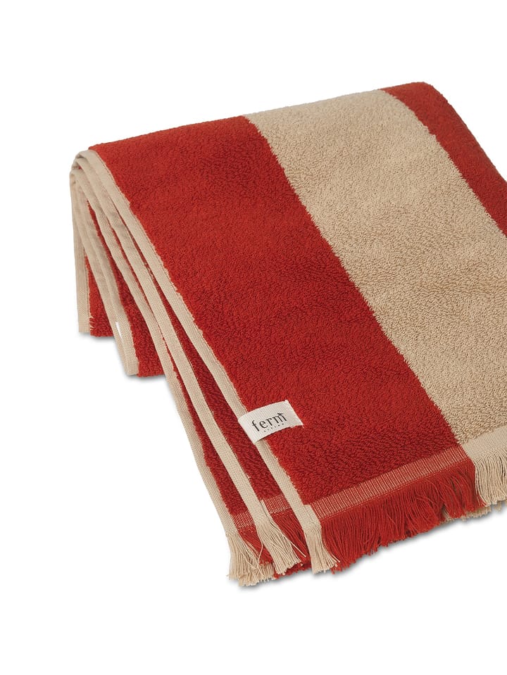 Alee håndkle 50 x 100 cm - Light camel-red - ferm LIVING