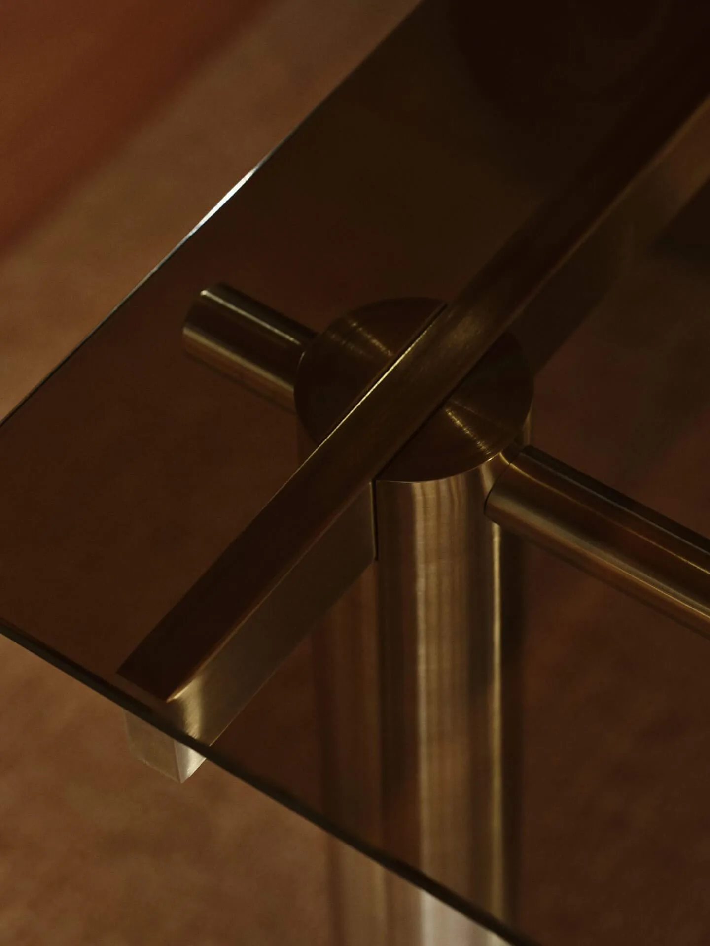 Atura spisebord, Brushed stainless steel-dark tinted glass, 90x160 cm Ferm Living