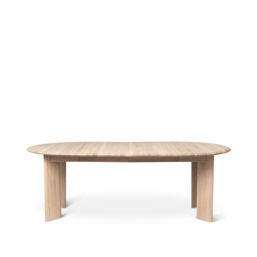 Bilde av Ferm Living Bevel Extendable spisebord oak white oiled inkl. 2 stk. ileggsplate á 50 cm