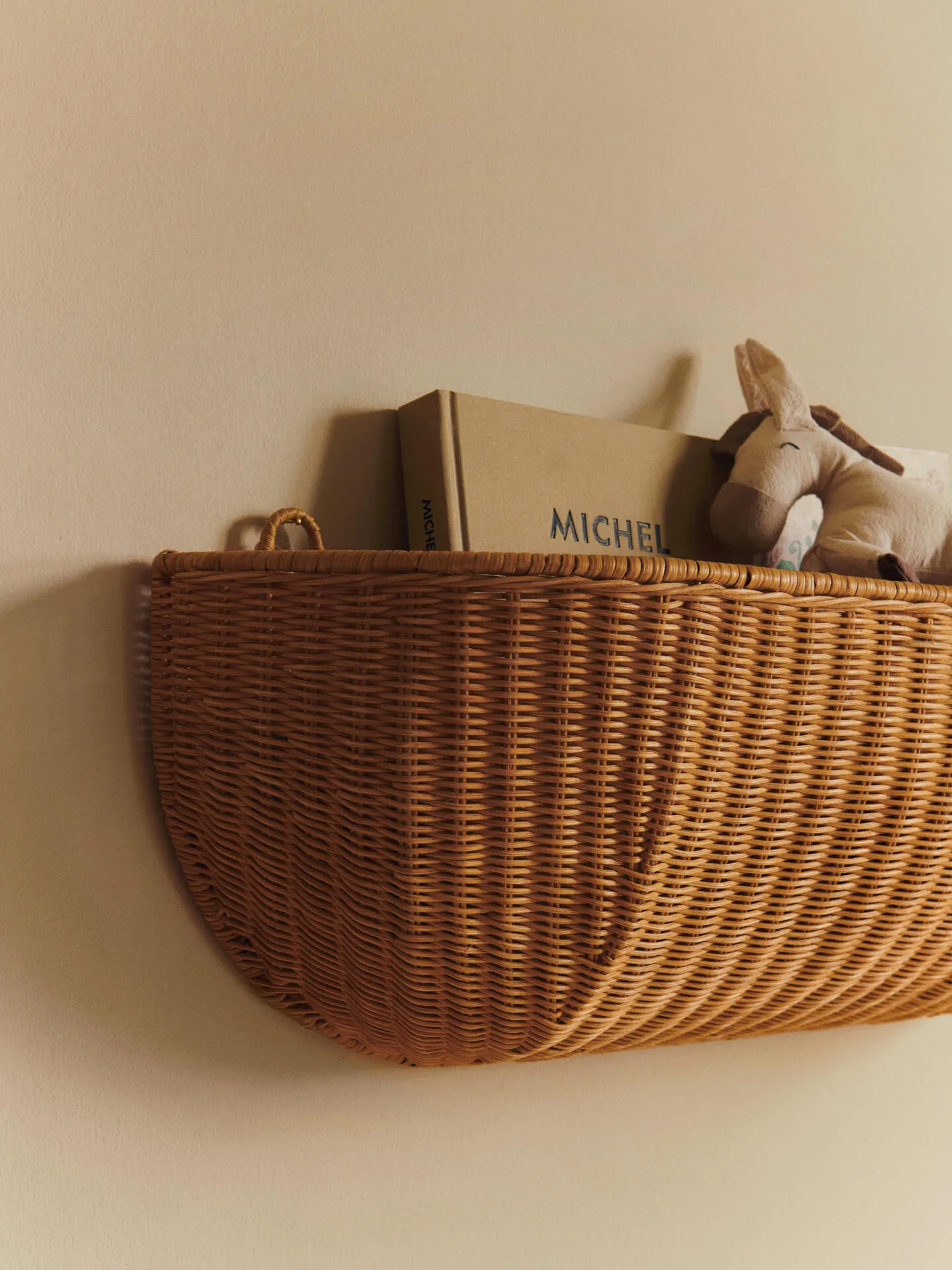 Braided wall pocket veggkurv 25x75 cm, Natural Ferm Living