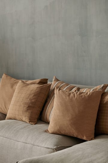 Brown pute 50 x 50 cm - Grid - Ferm Living