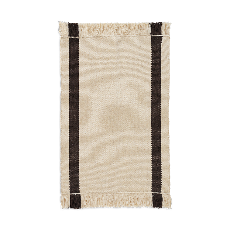 Bilde av Ferm Living Calm kelim dørmatte Off-white Coffee 50x70 cm