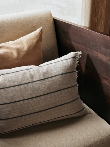 Calm putetrekk 40 x 60 cm - Camel-Black - Ferm Living