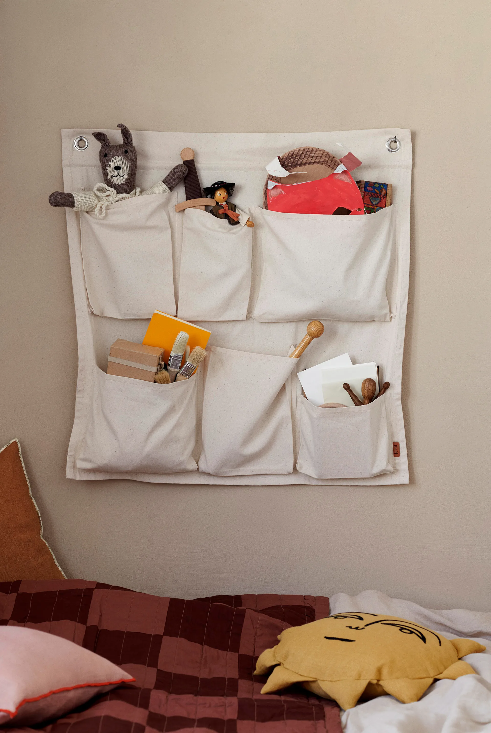 Canvas wall pockets veggoppbevaring, 70 x 70 cm Ferm Living