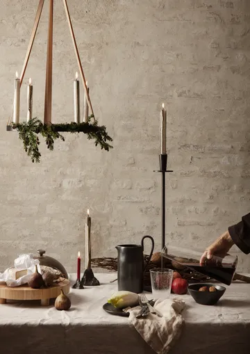 Circle svart messing lysestake - stor - Ferm Living