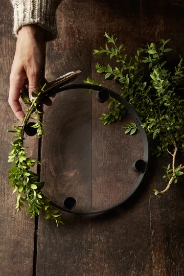 Circle svart messing lysestake - stor - Ferm Living