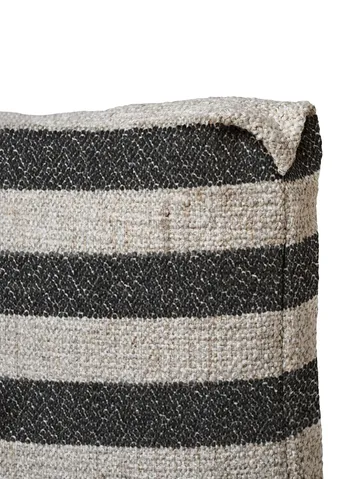 Clean pute Louisiana 40 x 60 cm - Sand-black - Ferm Living