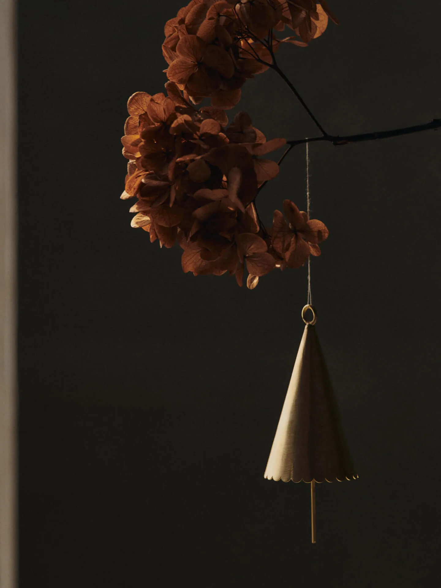 Cone bell dekorasjonsheng 2-pack, Messing Ferm Living