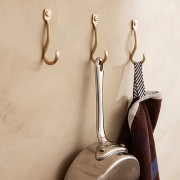 Curvature knagg 3-pakning - Messing - Ferm Living