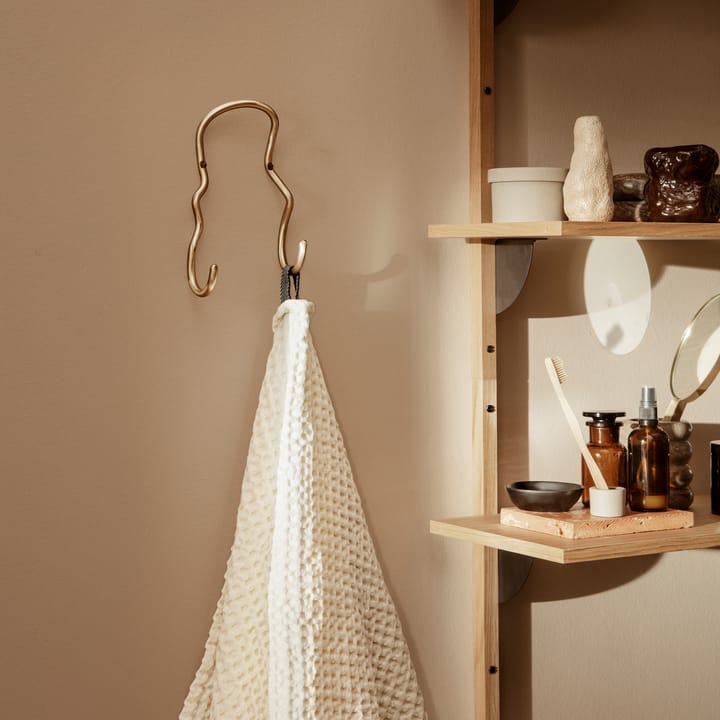 Curvature knagg dobbel, Messing Ferm Living