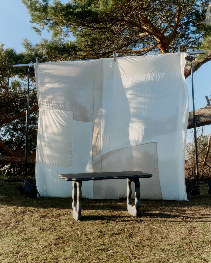 Dal Piece sofabord 100 x 50 x 47 cm, Black Aluminium Ferm Living